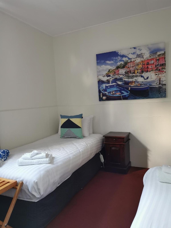 The Empire Hotel image 2